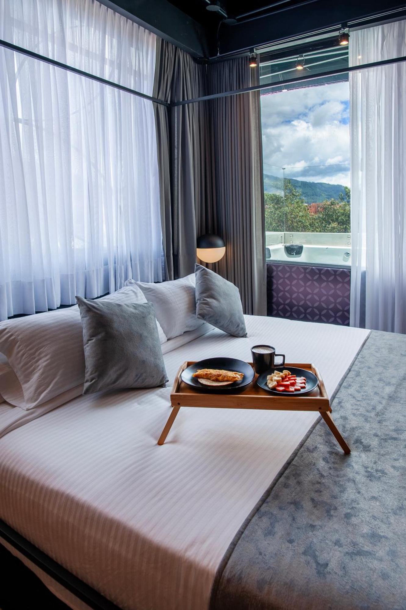 Hemma Bogota Country Luxury Suites Hotel Exterior photo